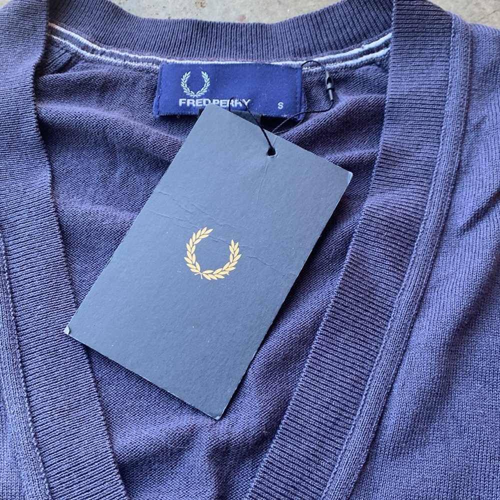 Fred Perry - Picture 2 of 2
